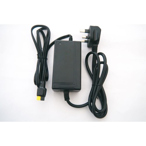 12V2A Car Battery Charger
